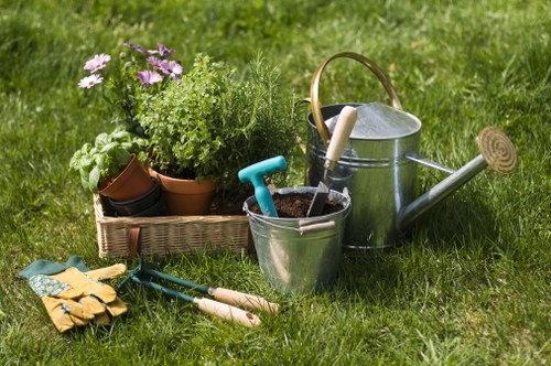 Seasonal planting and garden maintenance in Blackwall