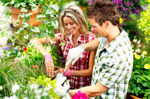 Gardening service complaint investigation with clear communication steps